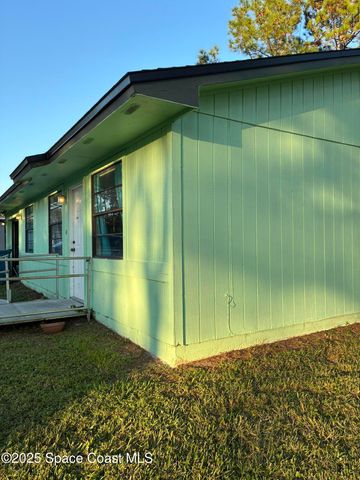 767 Schean Avenue SW, Palm Bay, FL 32908