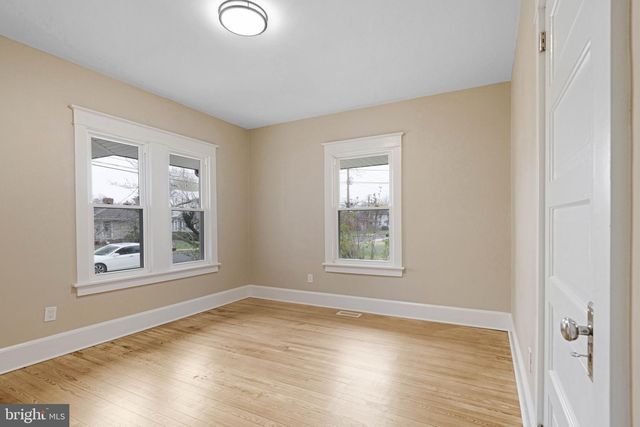 19 HOWARD ST, Vineland, NJ 08360