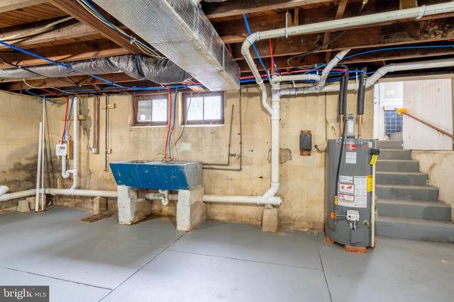 19 HOWARD ST, Vineland, NJ 08360