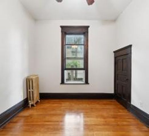 2221 Bloomington Avenue, Minneapolis, MN 55404