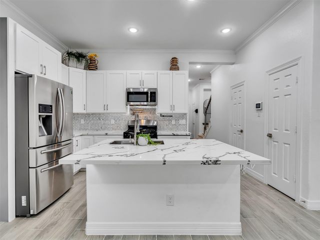 7923 Bonaire Street, Houston, TX 77028