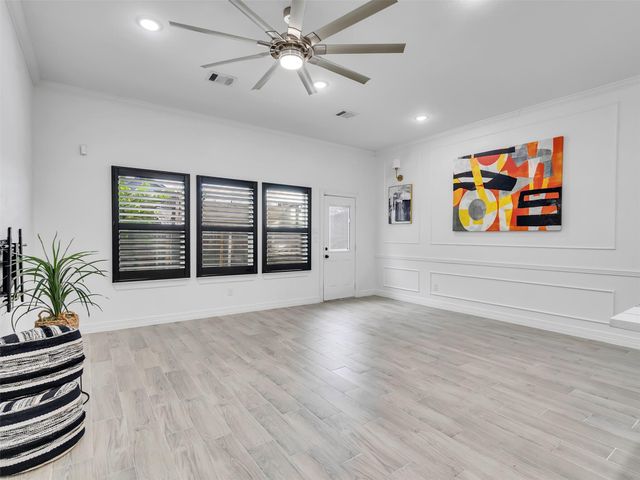 7923 Bonaire Street, Houston, TX 77028
