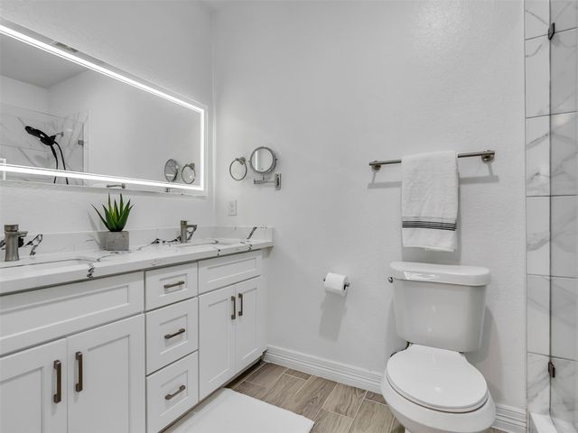 7923 Bonaire Street, Houston, TX 77028