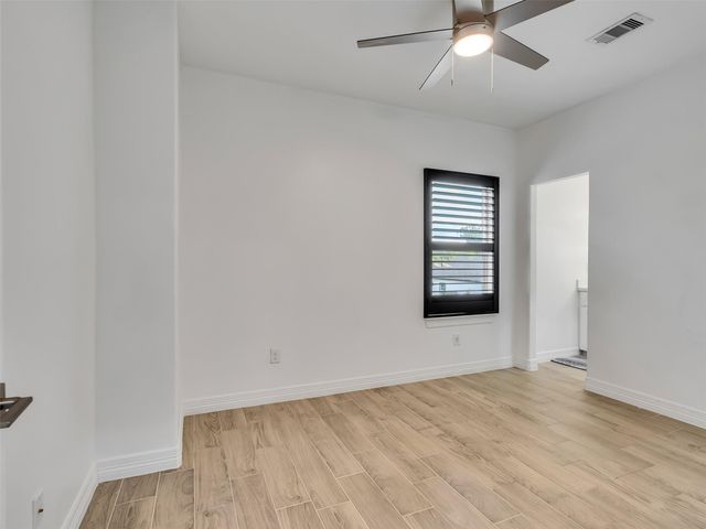 7923 Bonaire Street, Houston, TX 77028