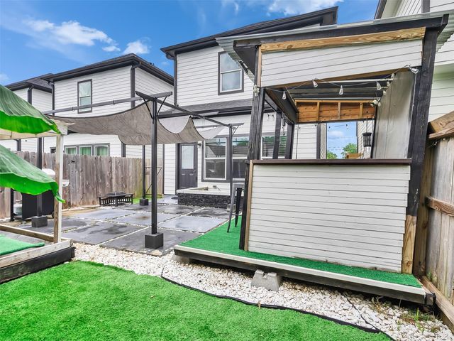 7923 Bonaire Street, Houston, TX 77028