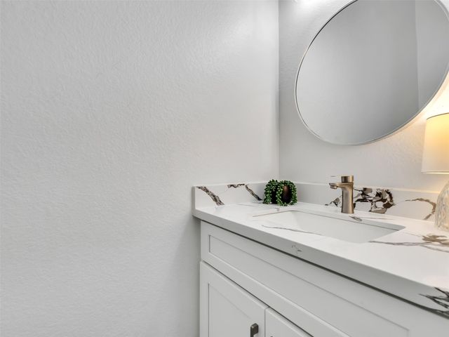 7923 Bonaire Street, Houston, TX 77028