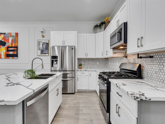 7923 Bonaire Street, Houston, TX 77028
