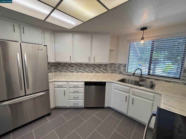 115 Bedford, Hercules, CA 94547
