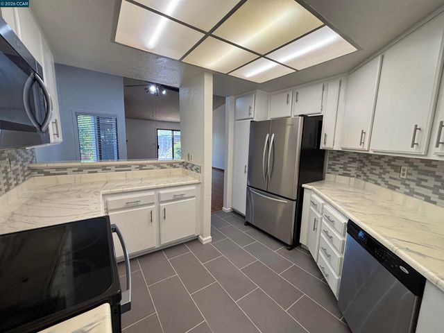 115 Bedford, Hercules, CA 94547