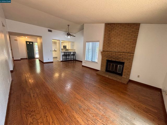 115 Bedford, Hercules, CA 94547