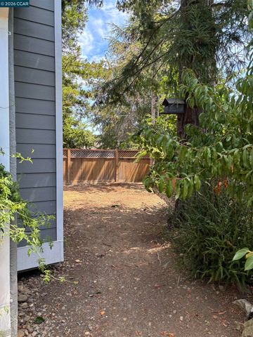 115 Bedford, Hercules, CA 94547