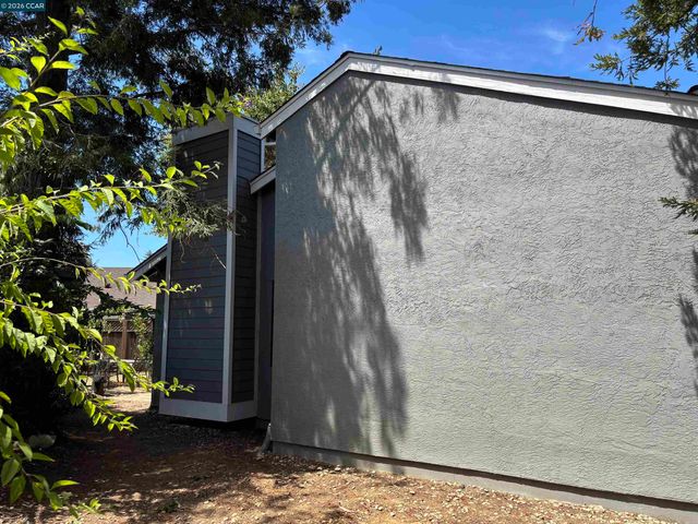 115 Bedford, Hercules, CA 94547