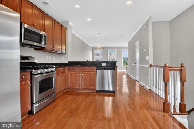 15700 JOHN DISKIN CIR, Woodbridge, VA 22191