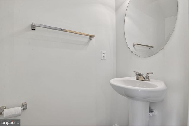 15700 JOHN DISKIN CIR, Woodbridge, VA 22191