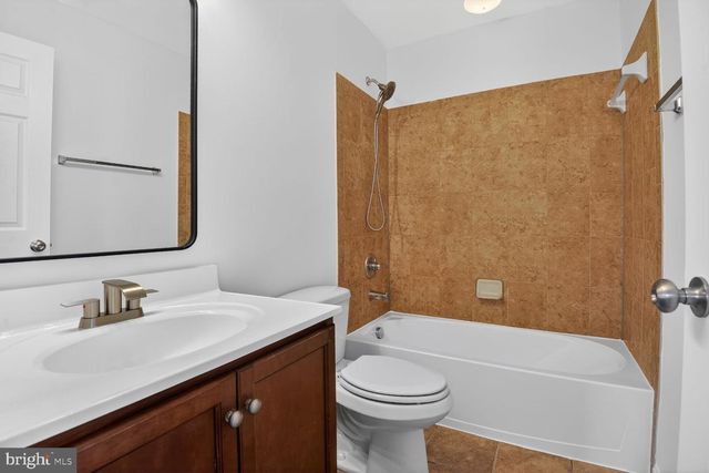 15700 JOHN DISKIN CIR, Woodbridge, VA 22191