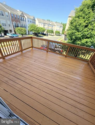 15700 JOHN DISKIN CIR, Woodbridge, VA 22191