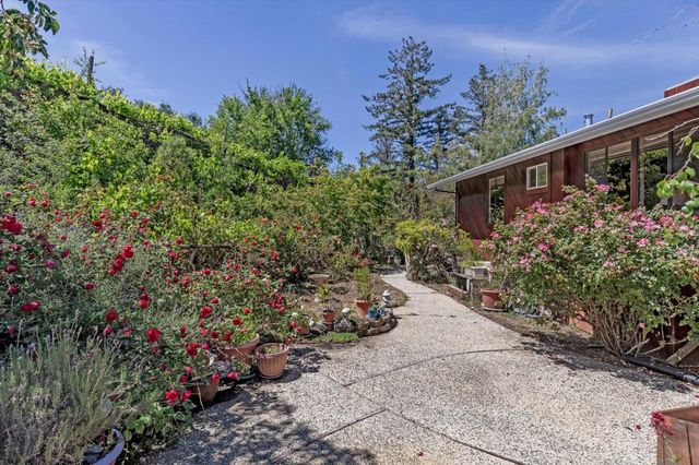 25149 Radonich Road, Los Gatos, CA 95033