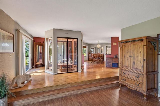 25149 Radonich Road, Los Gatos, CA 95033