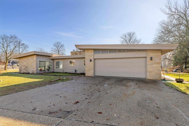 4177 Gratiot Avenue, Fort Gratiot Twp, MI 48059