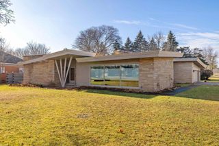 4177 Gratiot Avenue, Fort Gratiot Twp, MI 48059