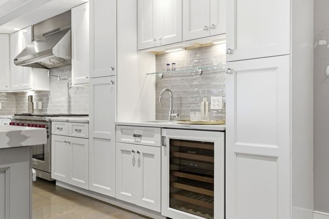 621 E 1st St A5, Boston, MA 02127