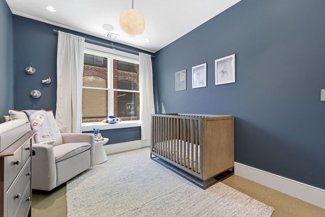 621 E 1st St A5, Boston, MA 02127