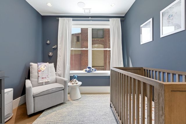 621 E 1st St A5, Boston, MA 02127