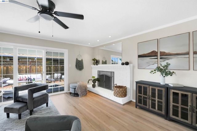 2053 Trafalgar ave, Hayward, CA 94545
