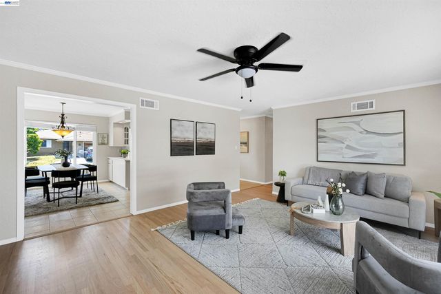 2053 Trafalgar ave, Hayward, CA 94545