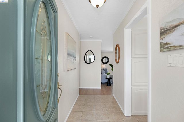 2053 Trafalgar ave, Hayward, CA 94545