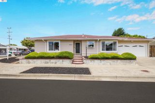 2053 Trafalgar ave, Hayward, CA 94545