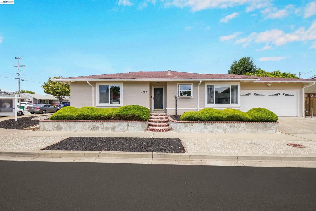2053 Trafalgar ave, Hayward, CA 94545
