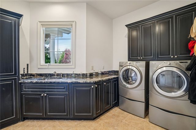 353 Stardust Lane, Seneca, SC 29672