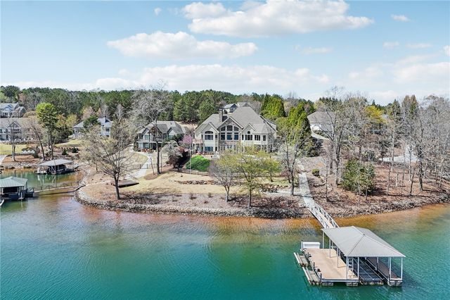353 Stardust Lane, Seneca, SC 29672