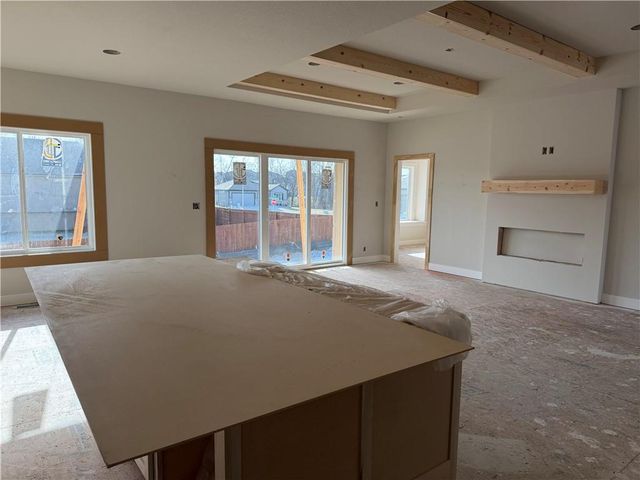 913 SE Hickorywood Drive, Grain Valley, MO 64029