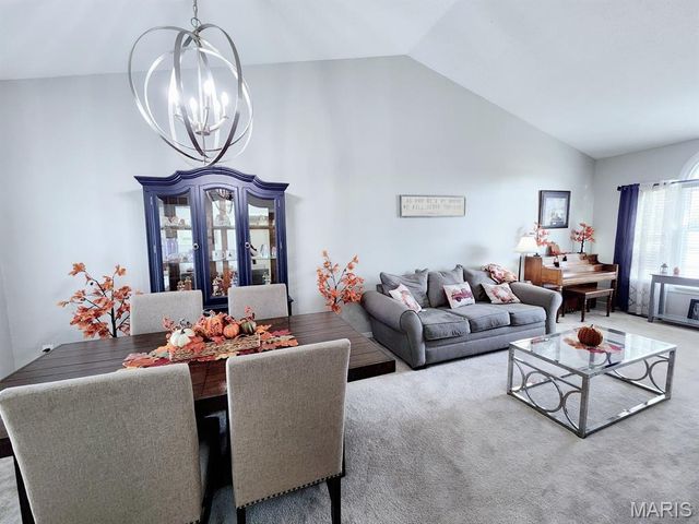 2305 Clinton Drive, Granite City, IL 62040