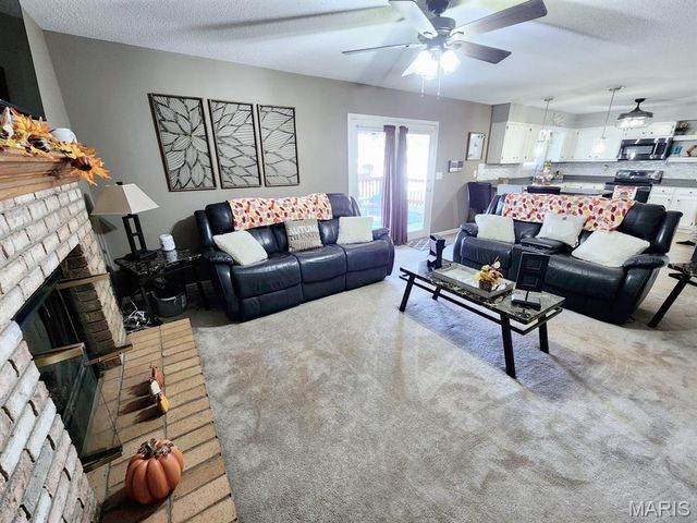 2305 Clinton Drive, Granite City, IL 62040