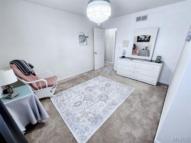 2305 Clinton Drive, Granite City, IL 62040