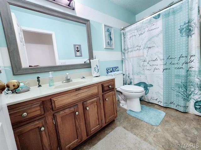 2305 Clinton Drive, Granite City, IL 62040