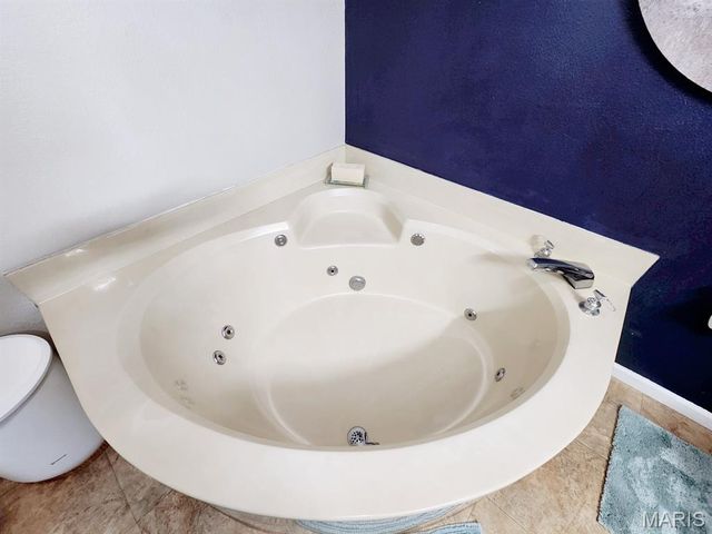 2305 Clinton Drive, Granite City, IL 62040