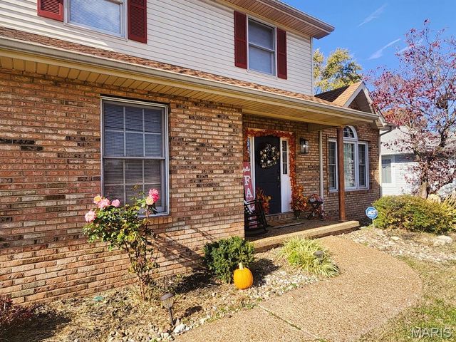 2305 Clinton Drive, Granite City, IL 62040