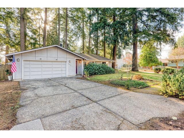 16016 Ne EVERETT Ct, Portland, OR 97230