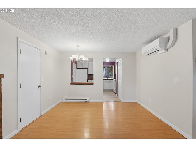 16016 Ne EVERETT Ct, Portland, OR 97230