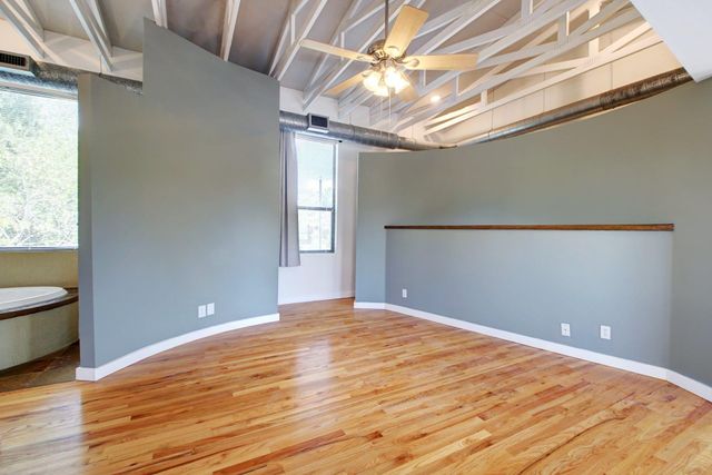 1308 W North Loop BLVD W B, Austin, TX 78756