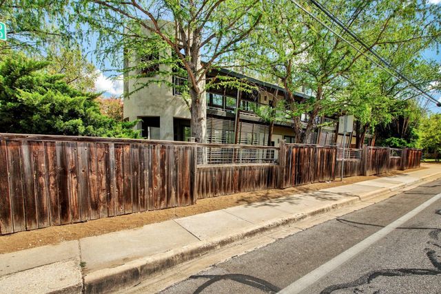 1308 W North Loop BLVD W B, Austin, TX 78756