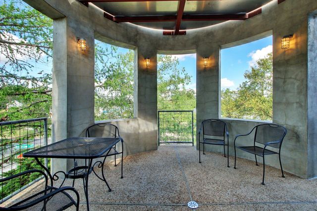 1308 W North Loop BLVD W B, Austin, TX 78756