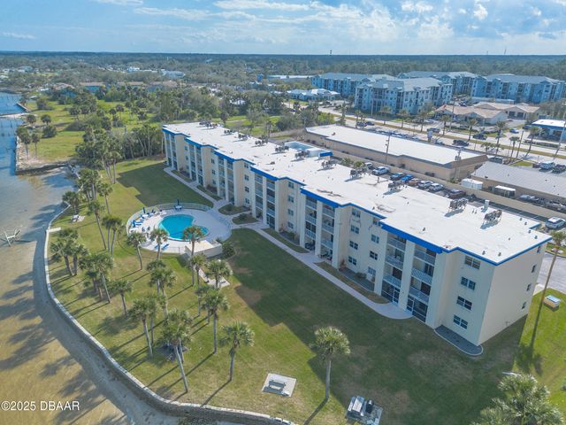 3131 S Ridgewood Ave Apt 101, South Daytona, FL 32119