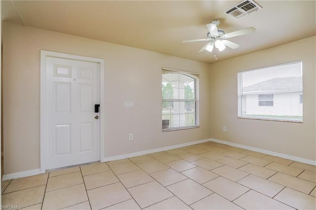 427 Vanetta DR, Lehigh Acres, FL 33972