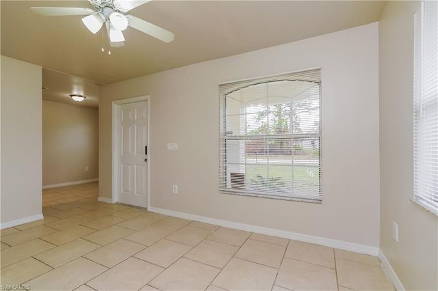 427 Vanetta DR, Lehigh Acres, FL 33972