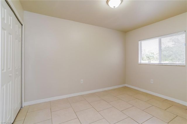 427 Vanetta DR, Lehigh Acres, FL 33972